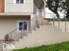 Linha Timeless. Corrimãos (guarda corpo) produzidos em aço inoxidável 304L e 316L, polido ou escovado.