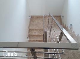Linha Timeless. Corrimãos (guarda corpo) produzidos em aço inoxidável 304L e 316L, polido ou escovado.