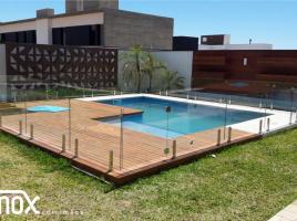 Linha Lux. Corrimãos com vidro. Produzidos em aço inoxidável 304L e 316L polido ou escovado e vidro temperado e/ou laminado.